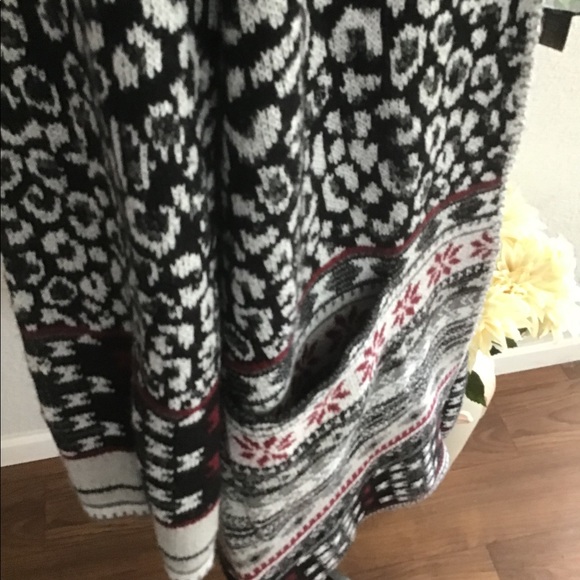 MAXSPORT Sweater. - Picture 5 of 8